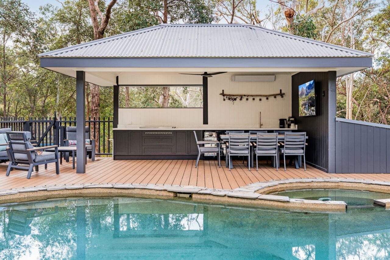 Glenbrook outdoor BBQ kitchen by Magnolia Kitchens